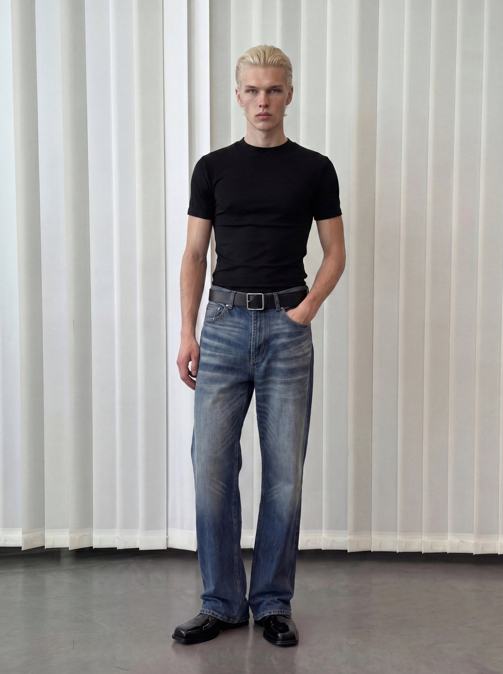 Essential Contour T-Shirt 1.0